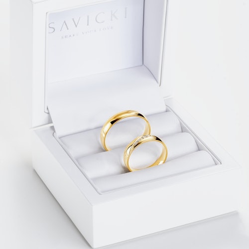 Obrączki ślubne: złote, półokrągłe, 4 mm